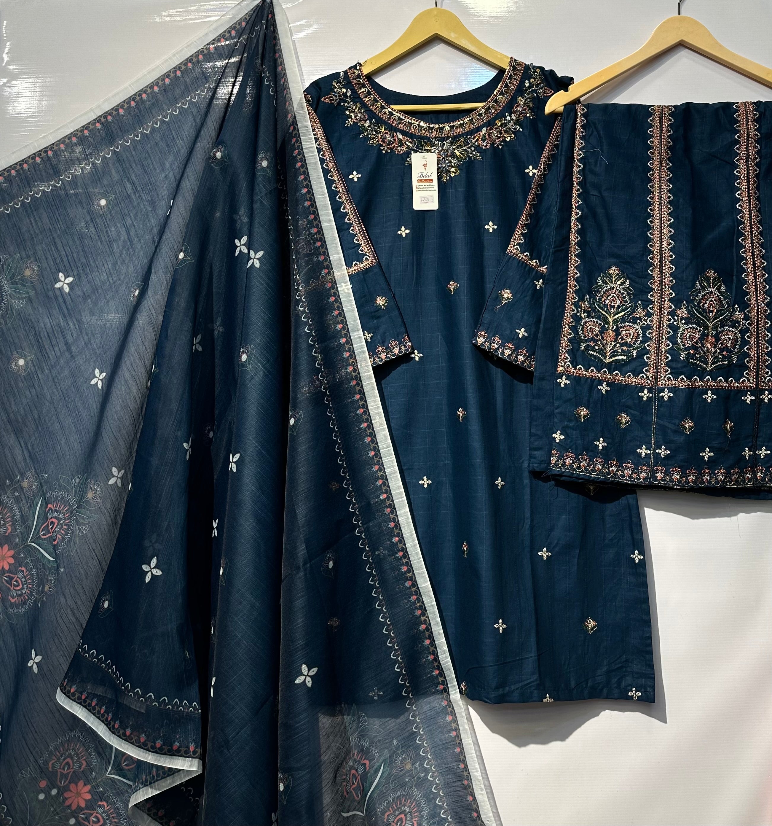 Embroider cotton-Lawn 3 pcs dress 👗