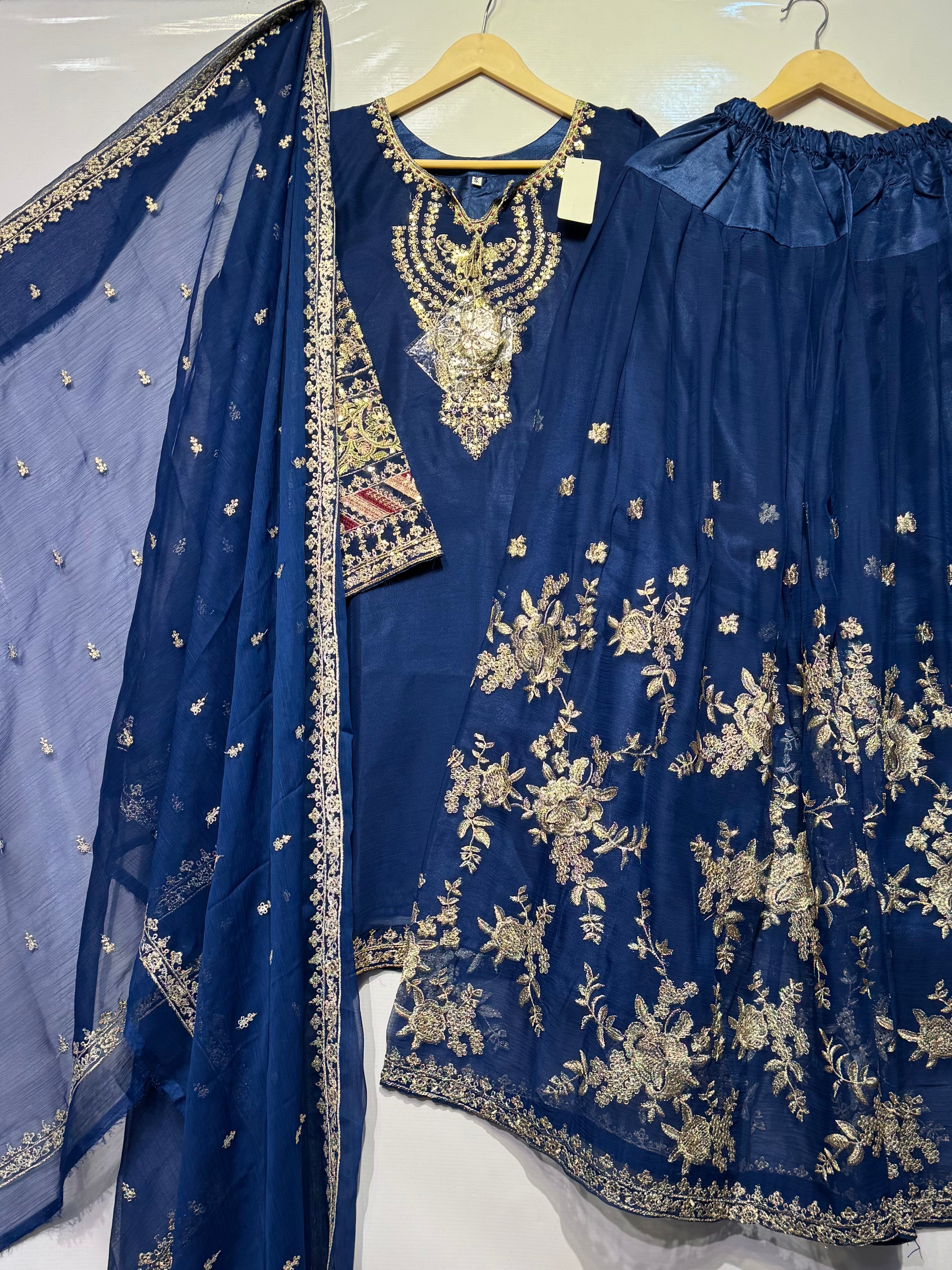 Heavy tilla+sequence embroidered🧵chiffon 3 pcs dress 👗