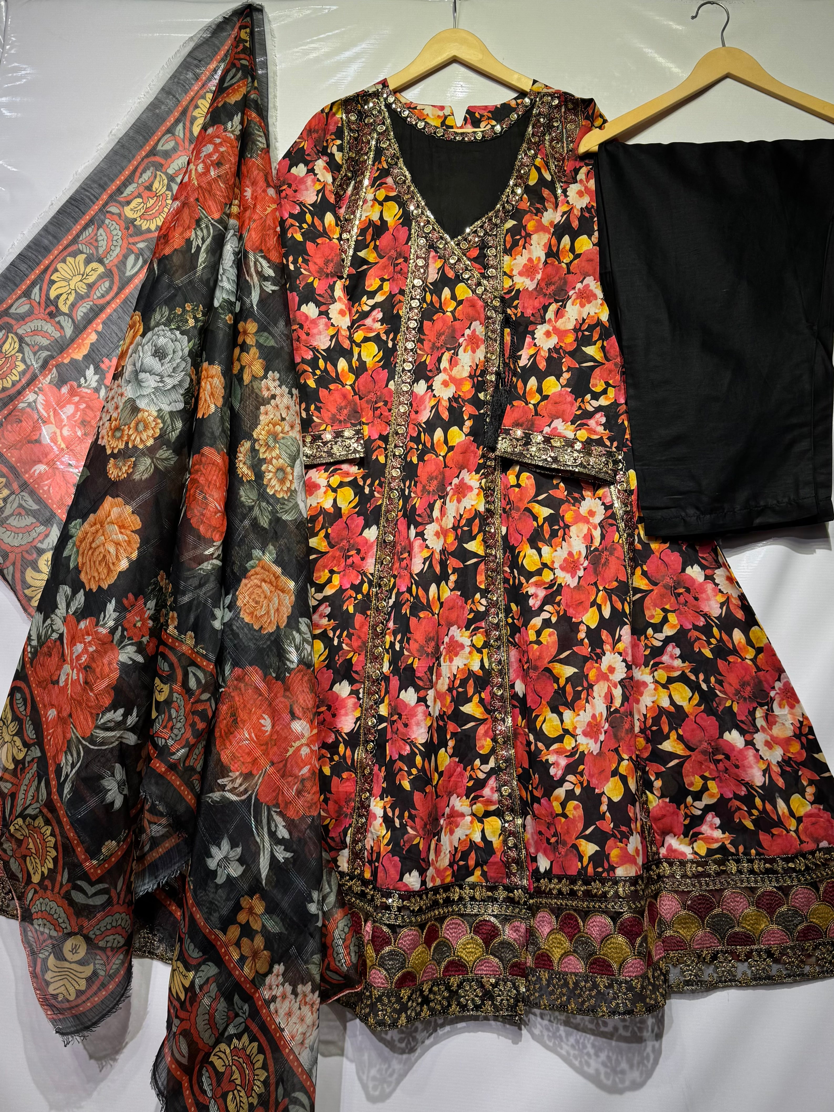 Pure Lawn floral printed angrakha style frock with sequential thread embroidery🧵all over, Soft printed khadi dupatta & lawn trouser 3 pcs 👗