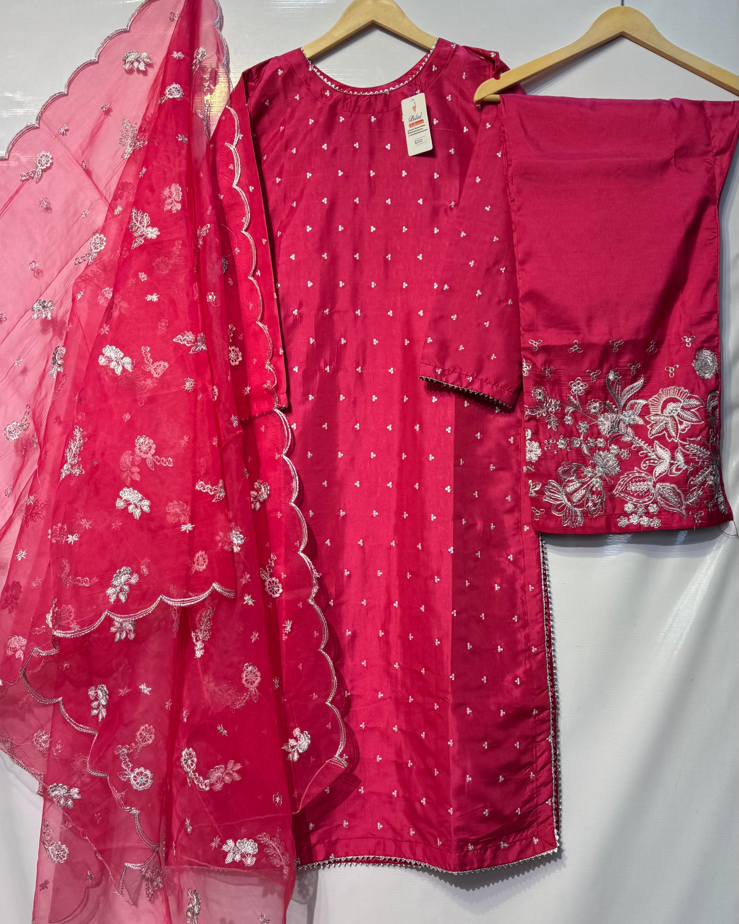 Soft katan silk thread embroidered🧵3 pcs dress 👗