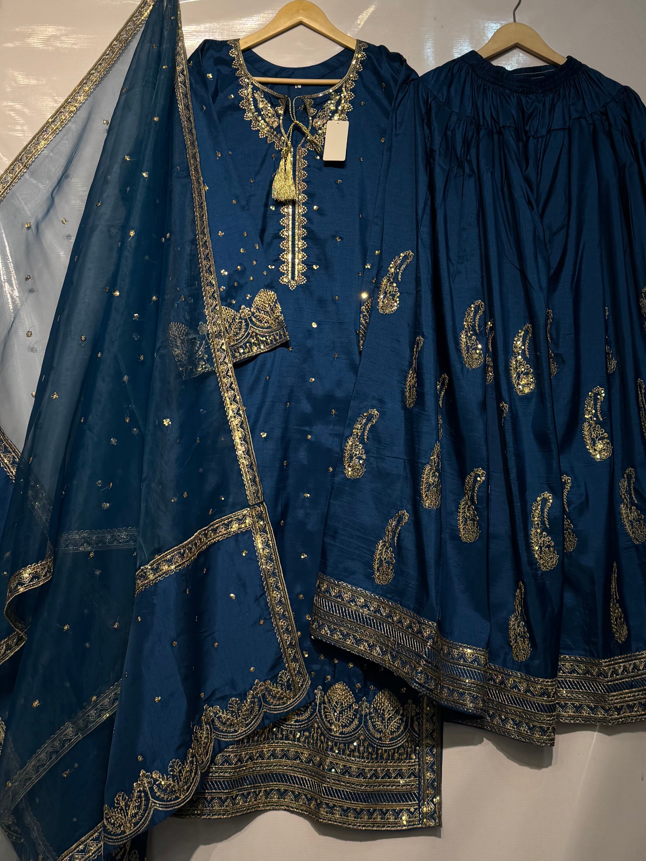 Premium Quality Sheesha silk fully heavy embroidered🧵 wedding pret ✨