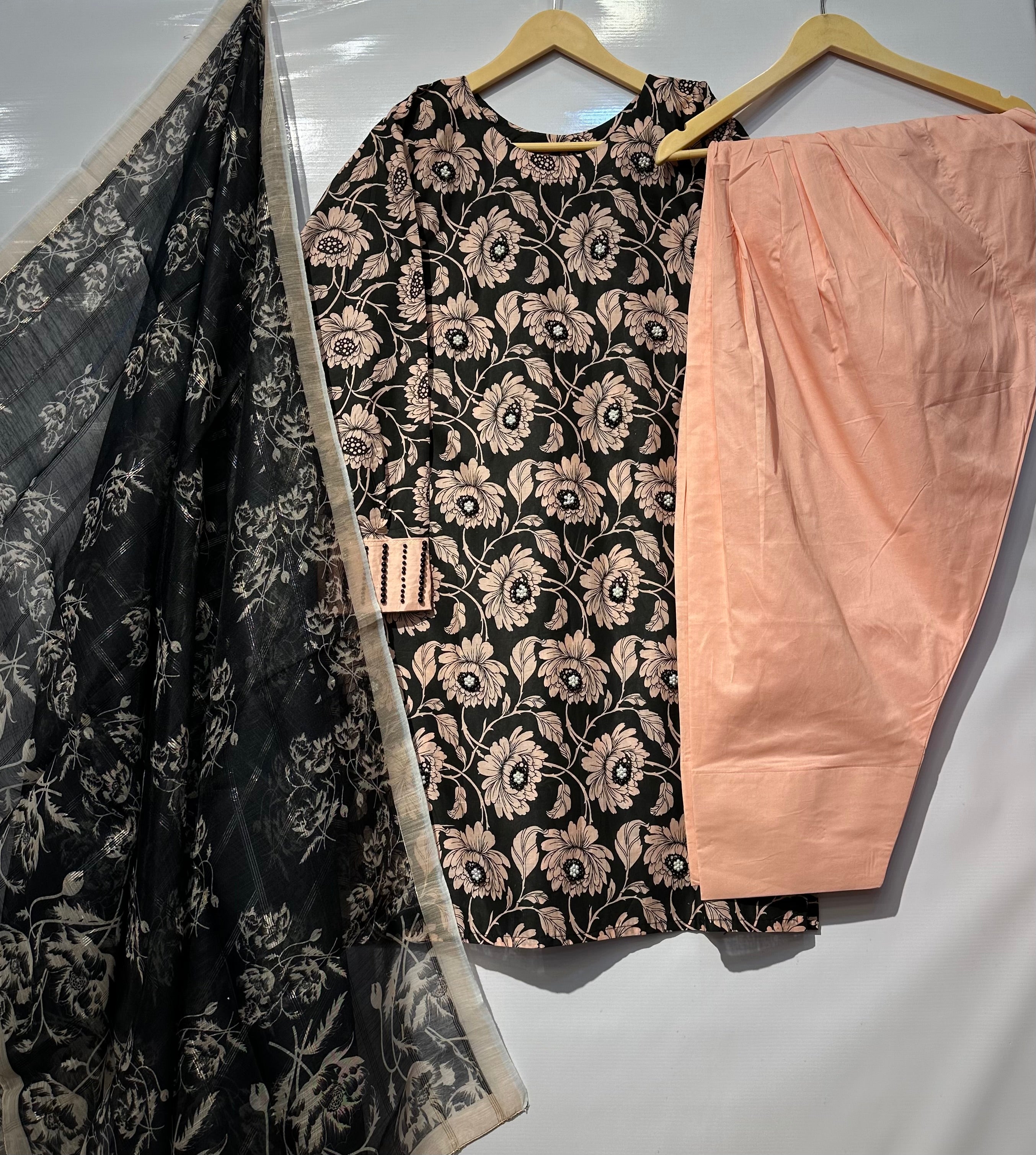 Farshi shalwar with printed cotton-Lawn shirt & dupatta👗