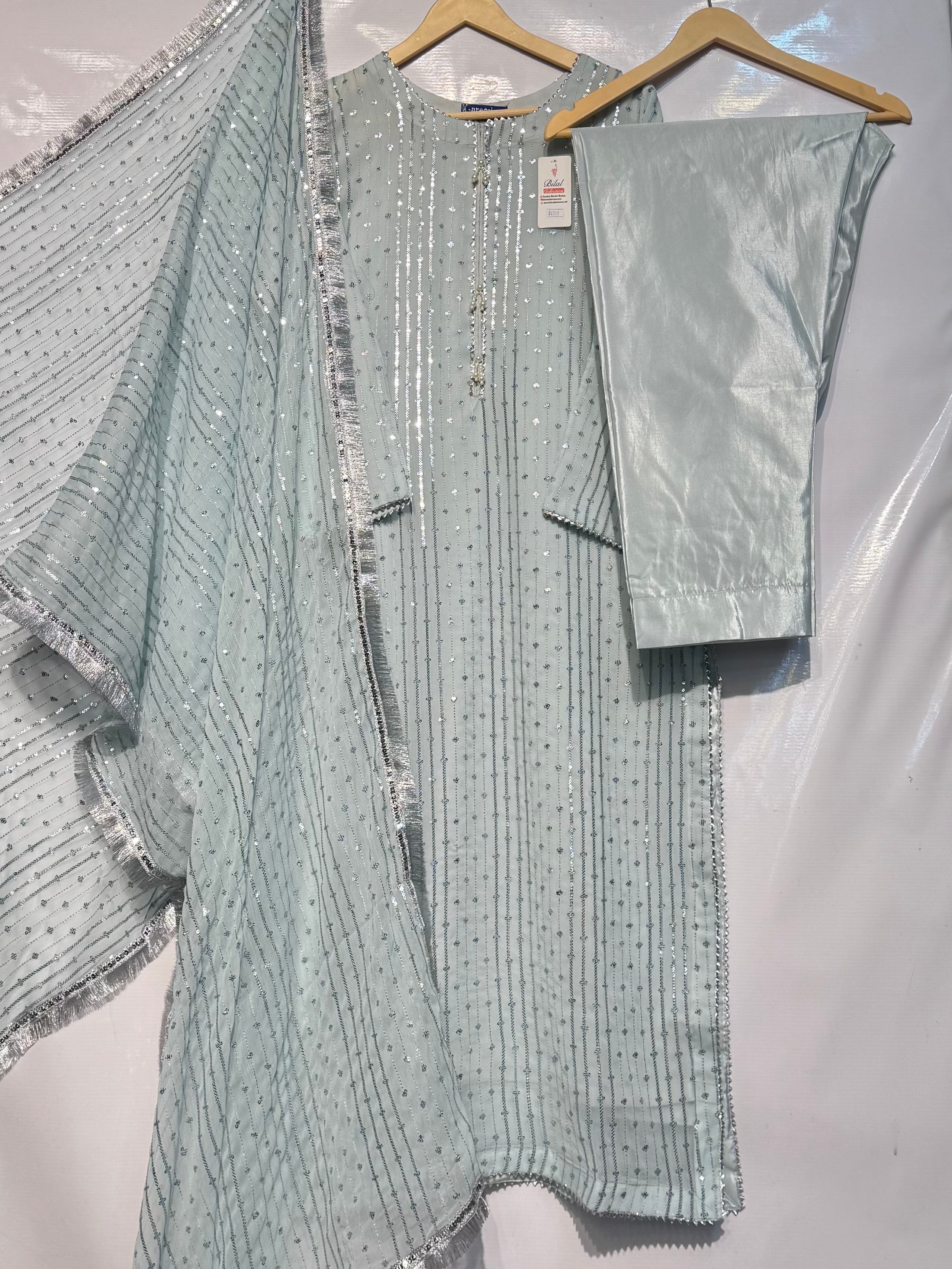 Pure Chiffon beautiful & Elegant sequence with thread embroidered🪡3 pcs dress 👗