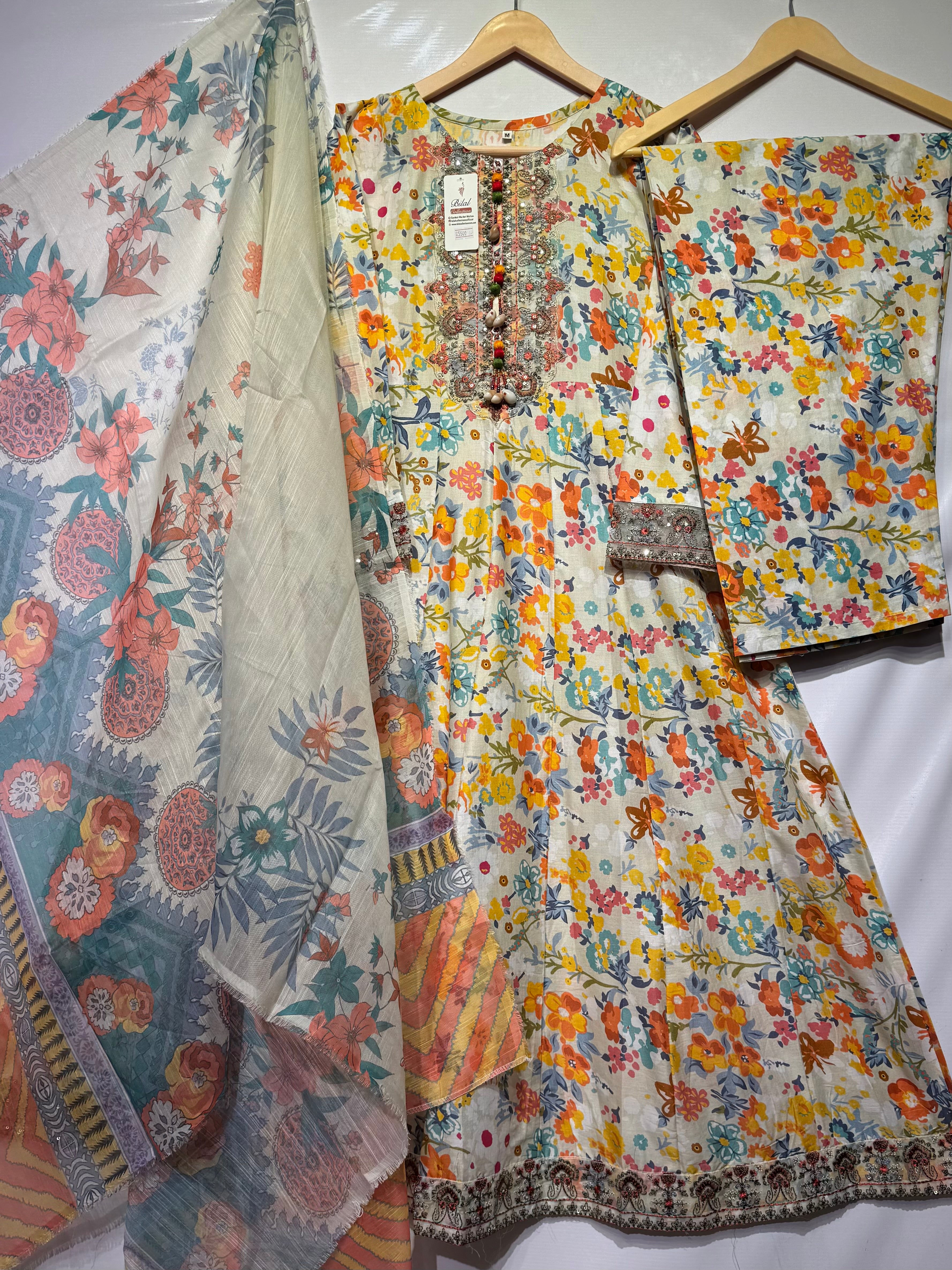Pure Lawn chunri printed long frocks with elegant Bareeze embroidered🧵neckline & daman along with digital print dupatta & trouser 👗