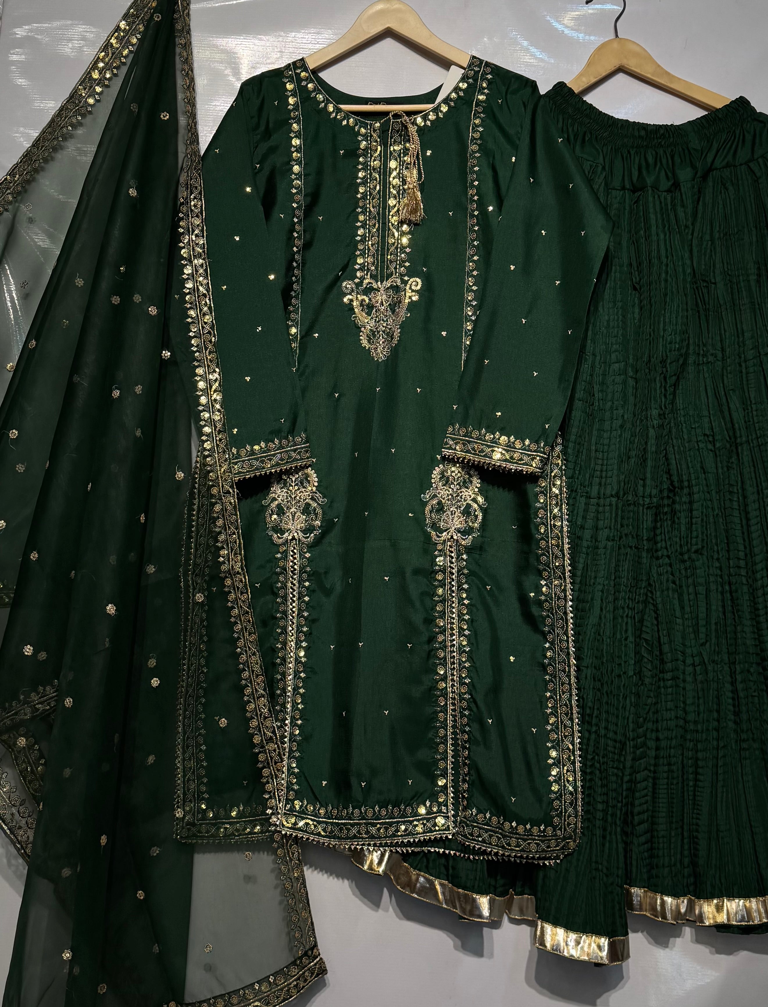 Wedding trendy crush ensemble 🔥