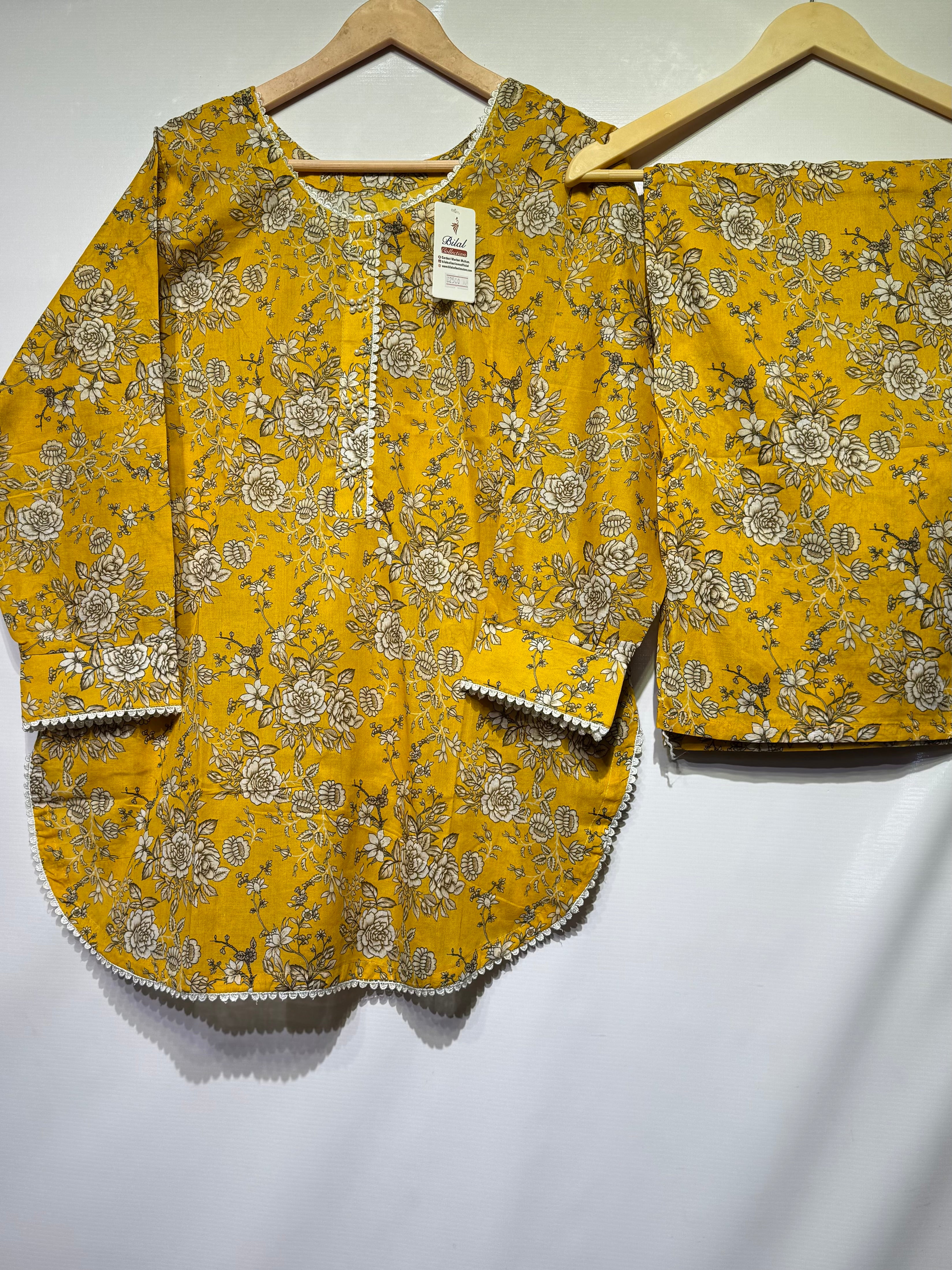 Pure soft Lawn floral Printed🎨cord Sets along with printed Plaso👗