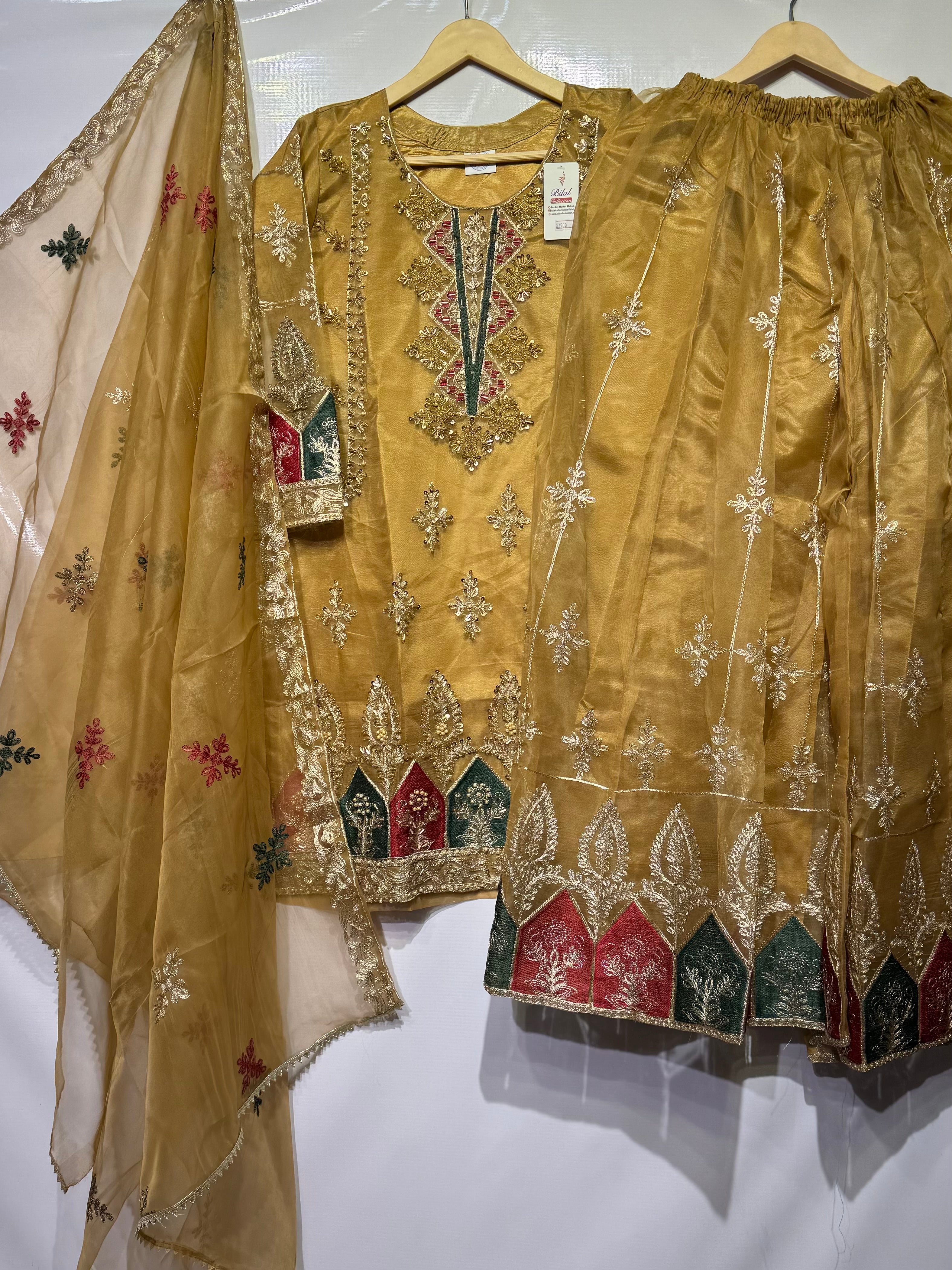 Dhaga with hand embroidered🧵organza shirt, full embroideredorganza dupatta & Gharara 👗