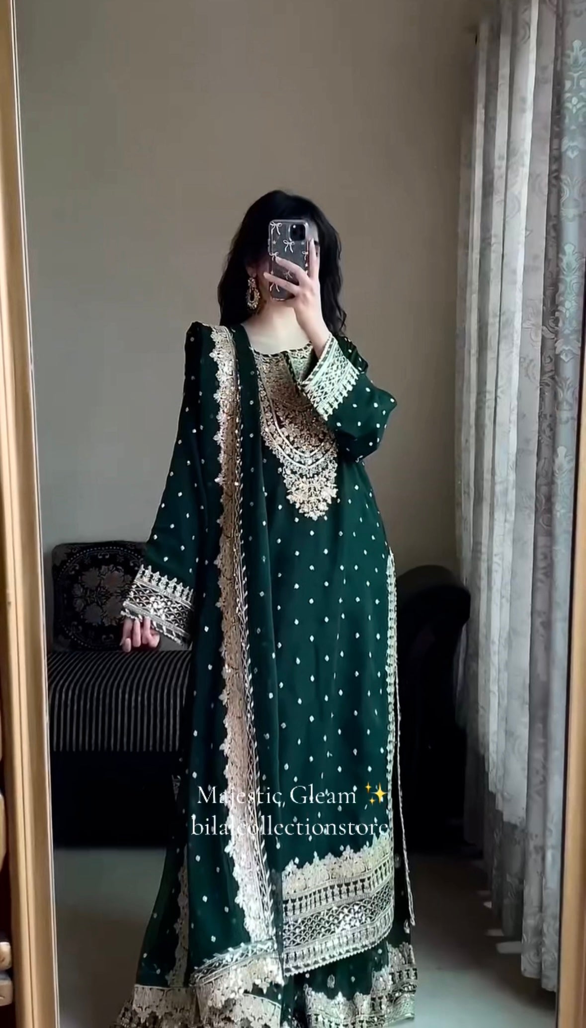Fully heavy front back bareeze sequence tilla embroidered🧵3 pcs dress Along with 4 side bordered heavy dupatta & massive flapper gharara 🔥