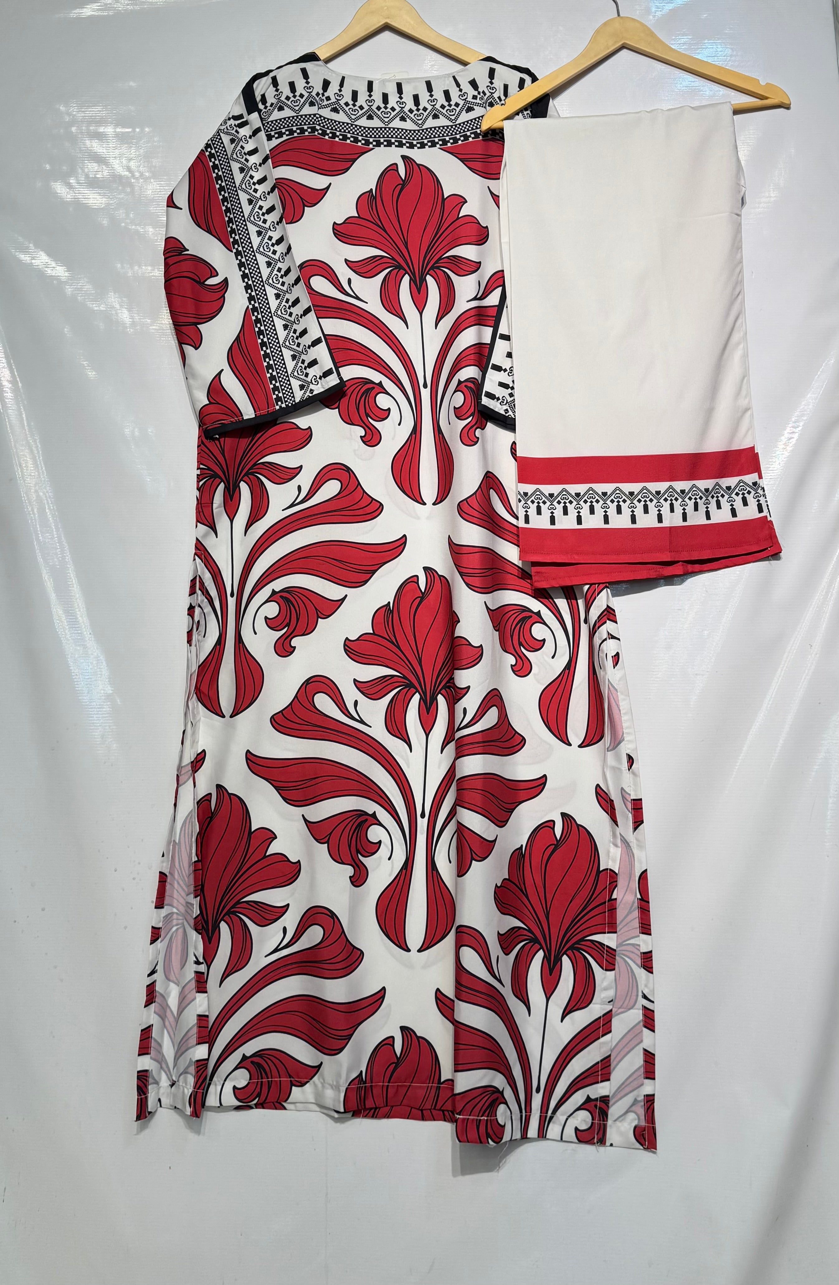 Premium quality winter season digital printed crepe cord sets ✨