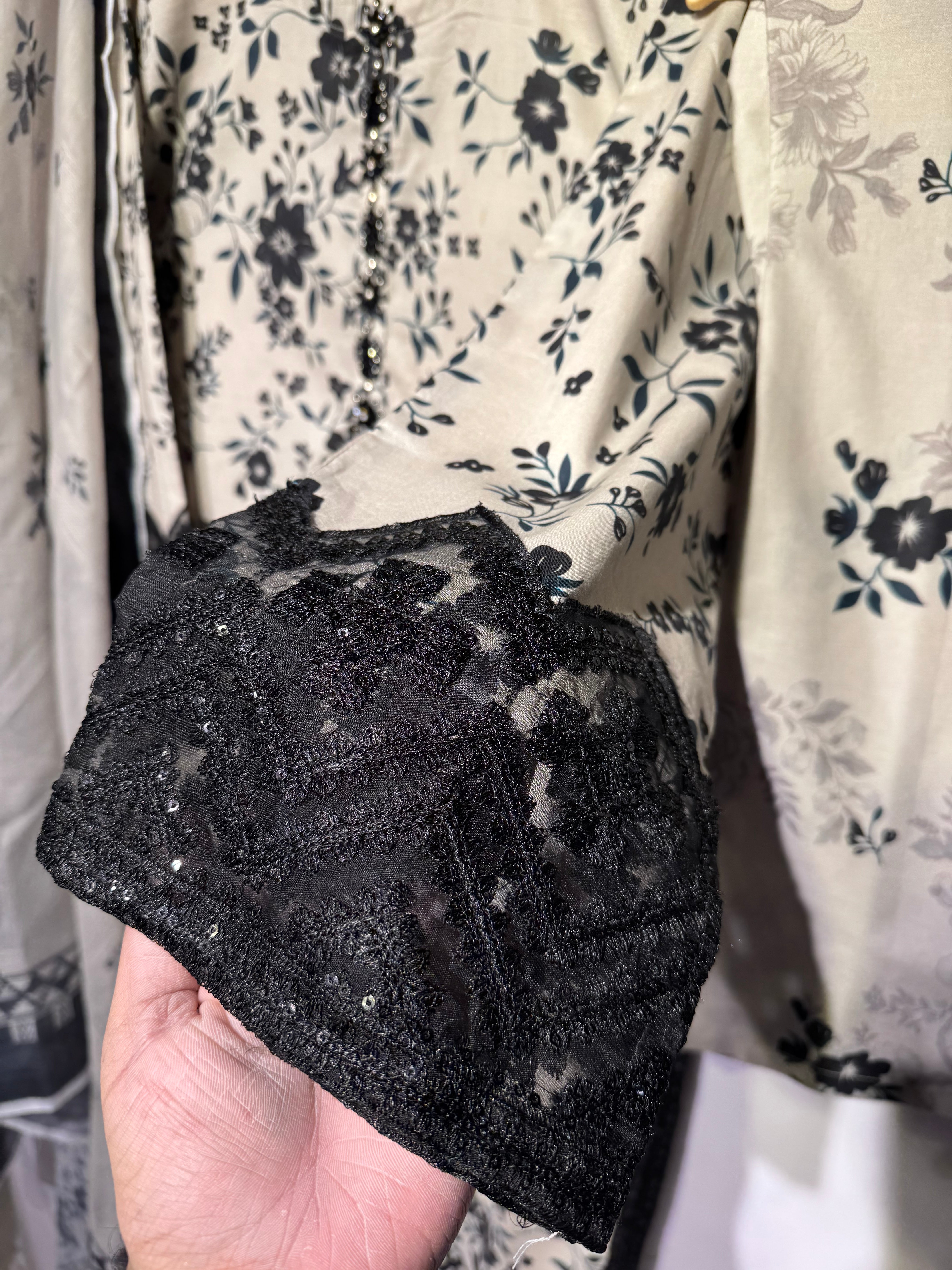 Pure Lawn most demanded printed shirt with embroidered🧵neckline+sleeves, printed plaso & dupatta