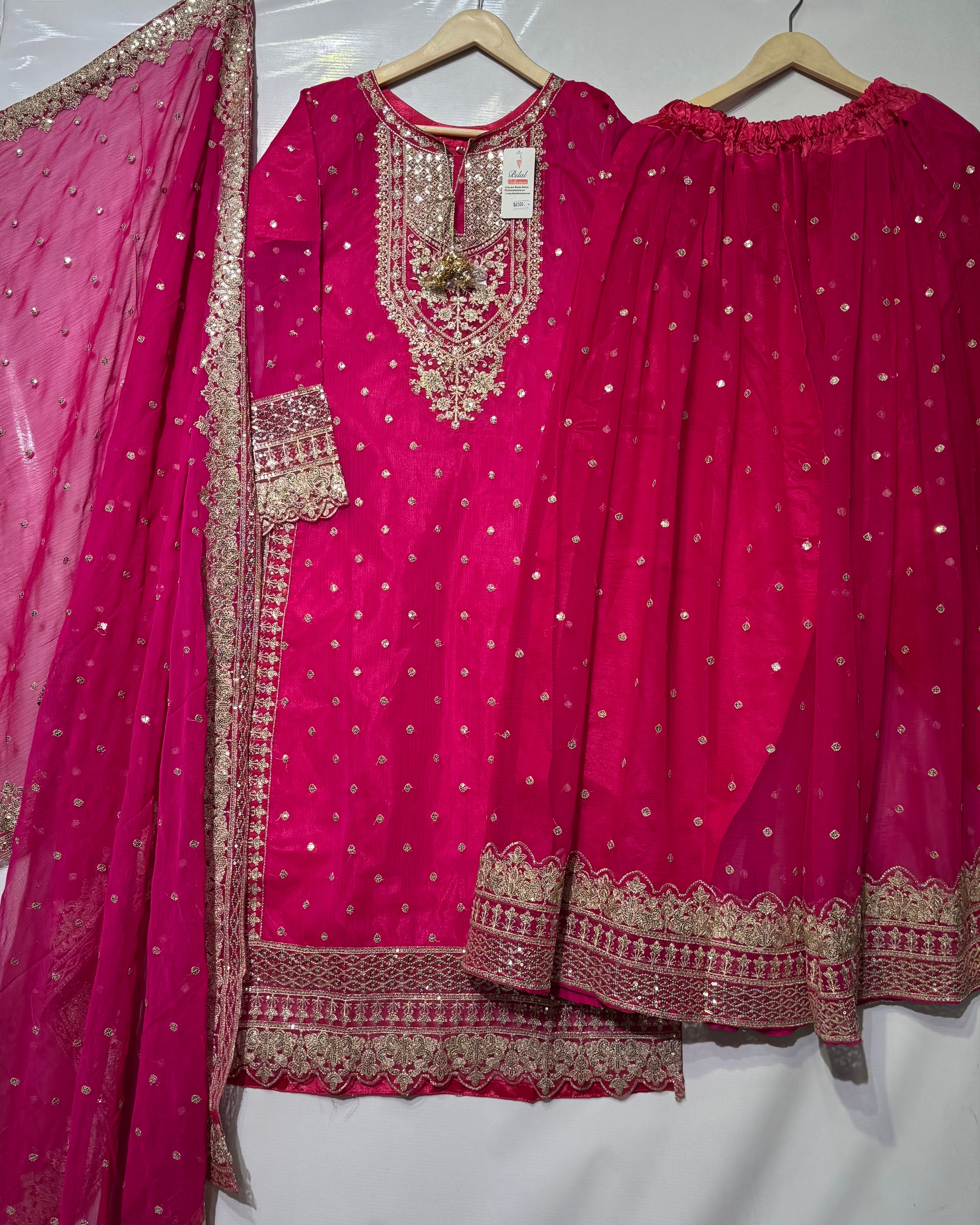 Fully heavy front back bareeze sequence tilla embroidered🧵3 pcs dress Along with 4 side bordered heavy dupatta & massive flapper gharara 🔥
