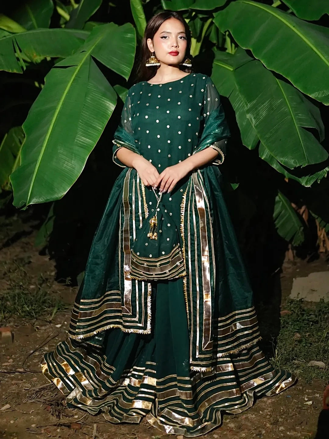 Adorable massive 250+ inches flaired gharara set ✨