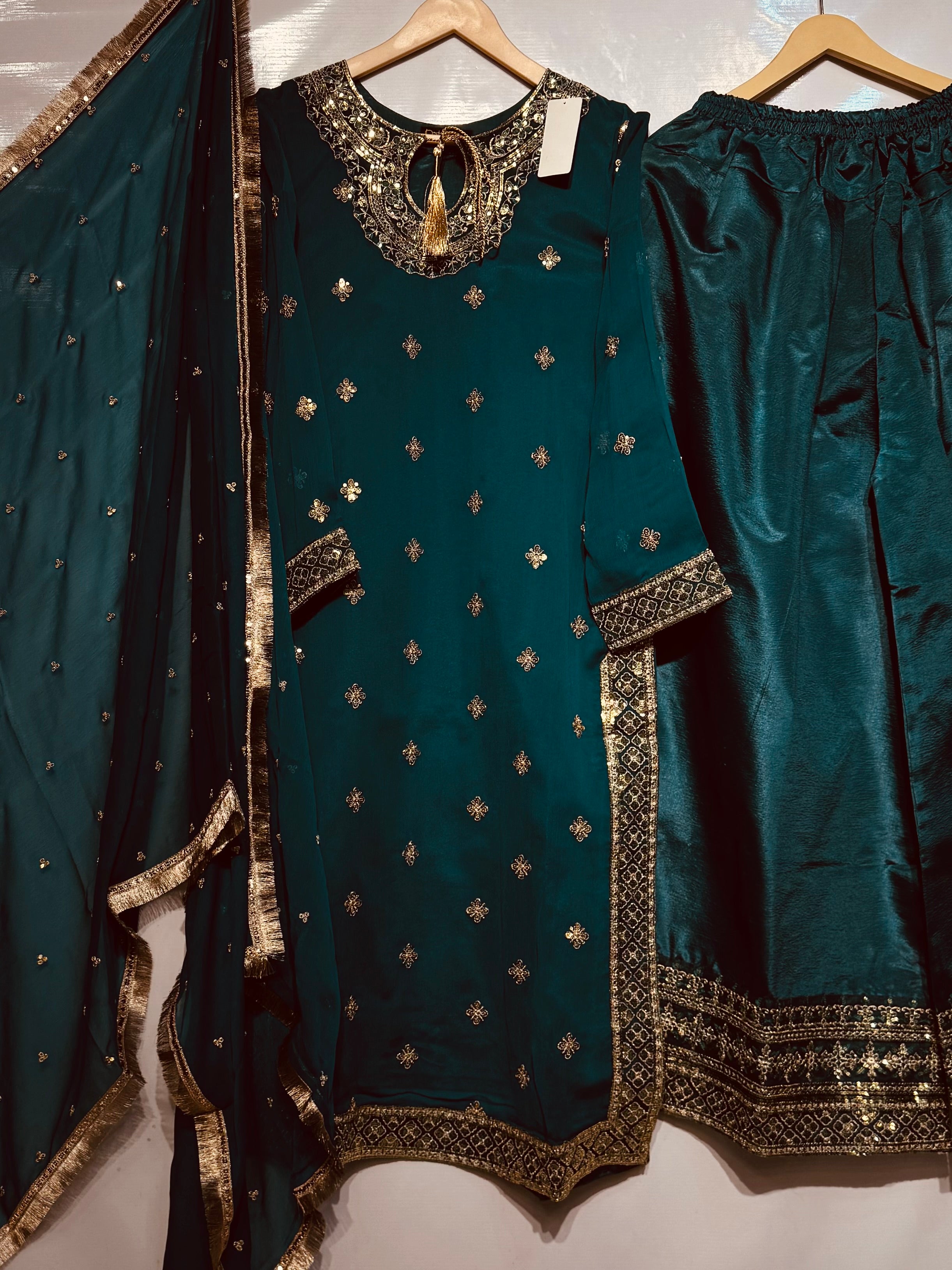 Sequence worked🪡adorable pure chiffon wedding essential 👗