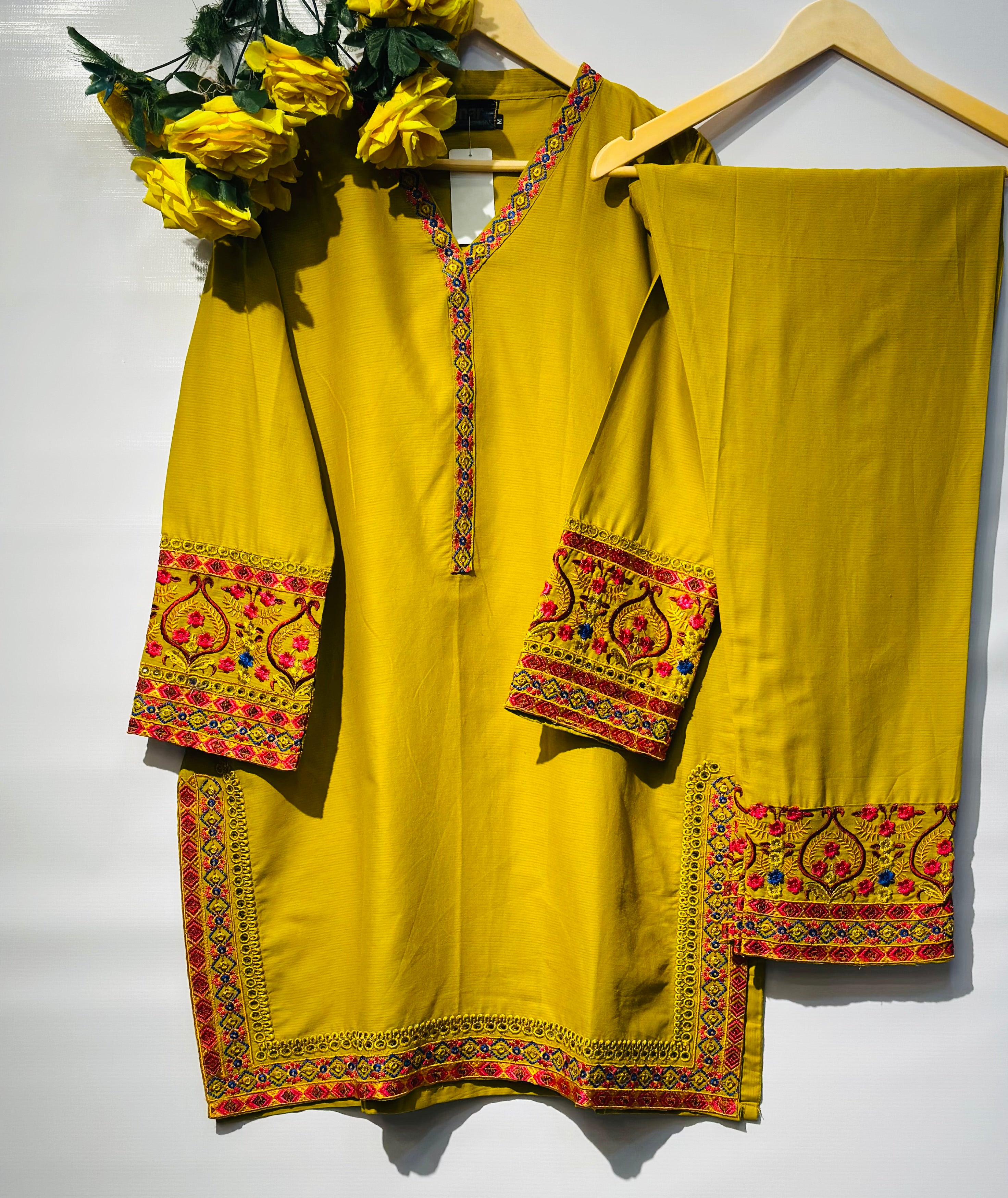 🔥 Beautiful multi thread embellished lawn 2 pcs 🔥 - bilalcollectionstore