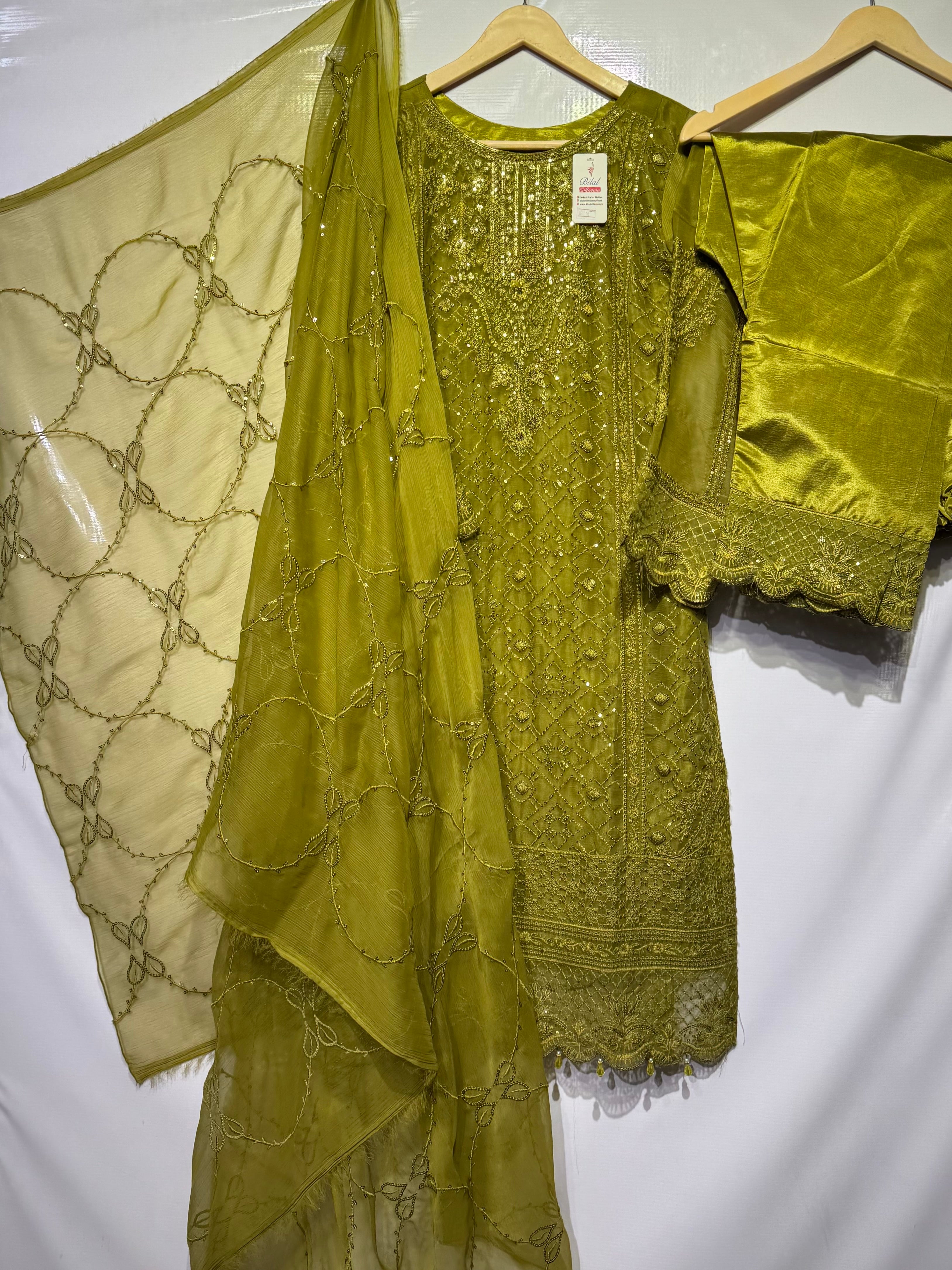 Soft chiffon fully dhaga with sequential embroidered🧵shirt & dupatta along with katan silk trouser 👗