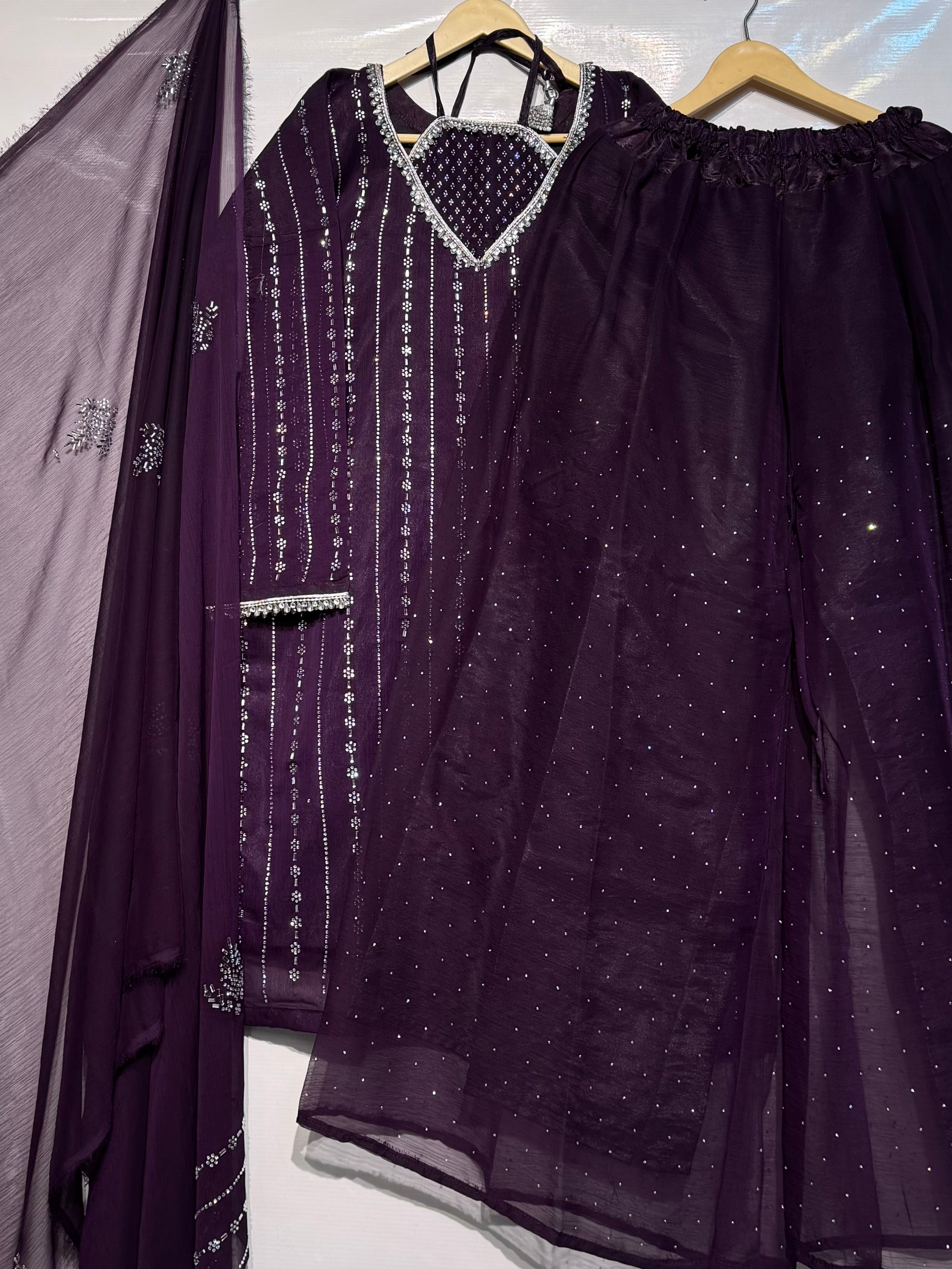 Stone mukesh worked🧵perfect wedding pret ✨