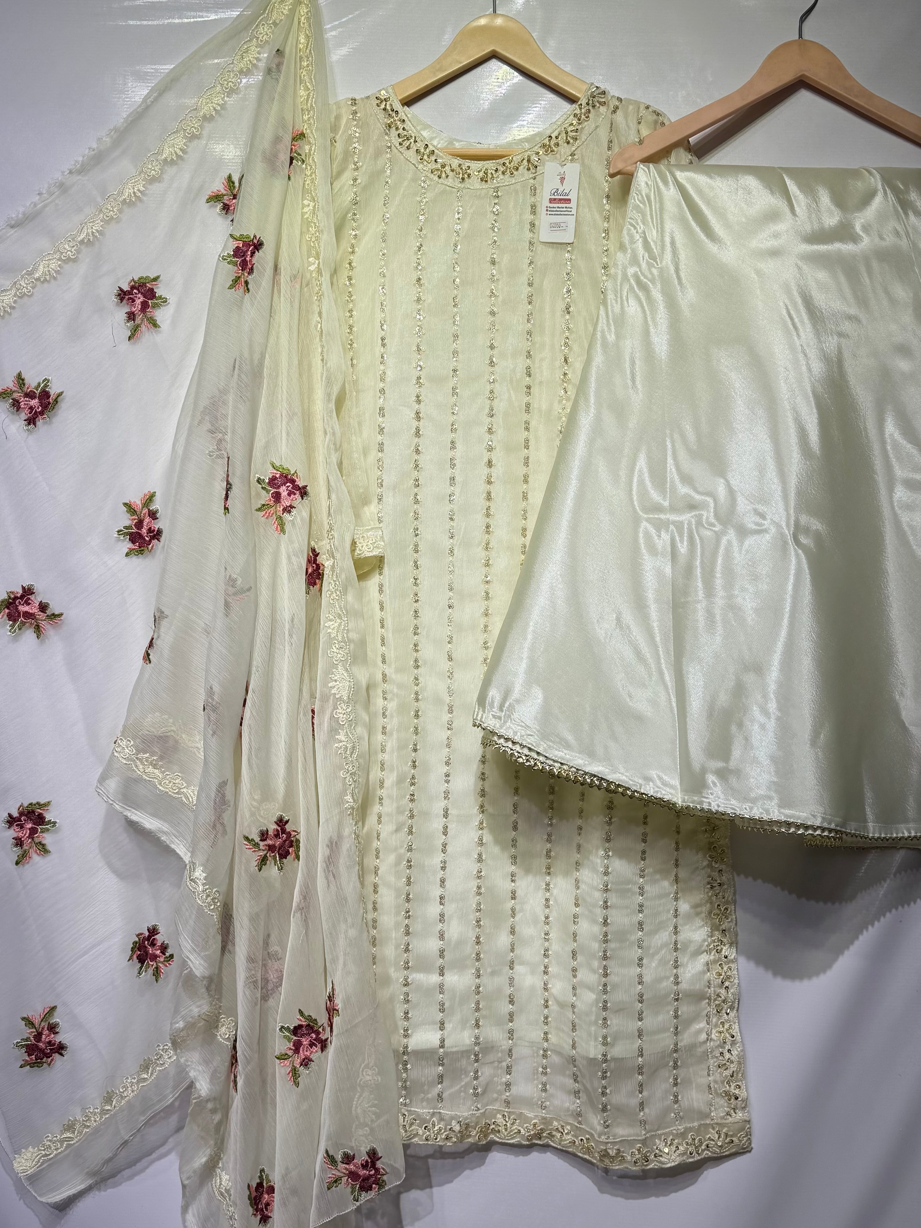 Trending front back sequence dhaga embroidered🪡long shirt with embroidered dupatta & Flapper 🔥