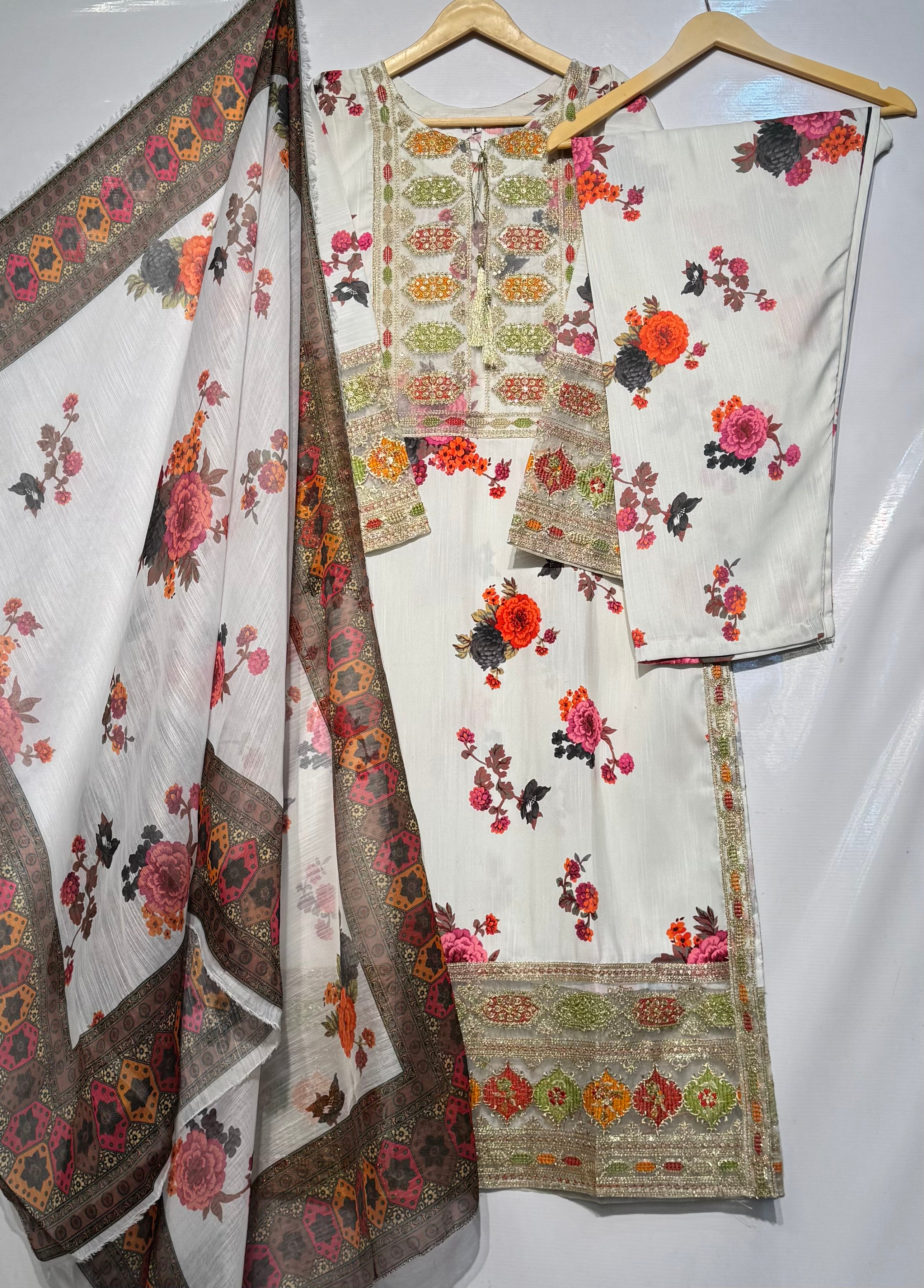 Premium winter khaddar silk Ensemble ✨