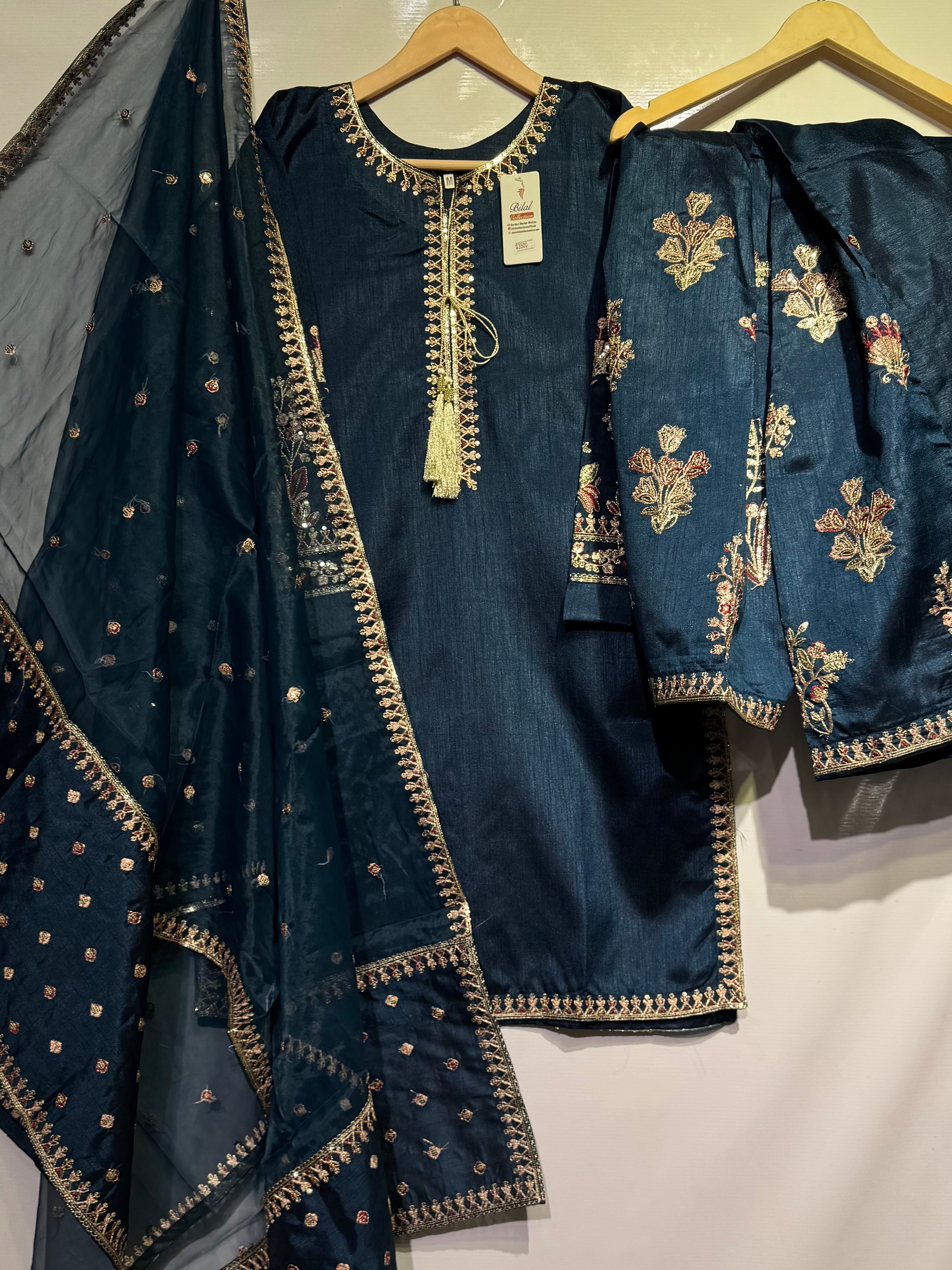 🔥 Raw silk Farshi shalwar Ensemble 🔥