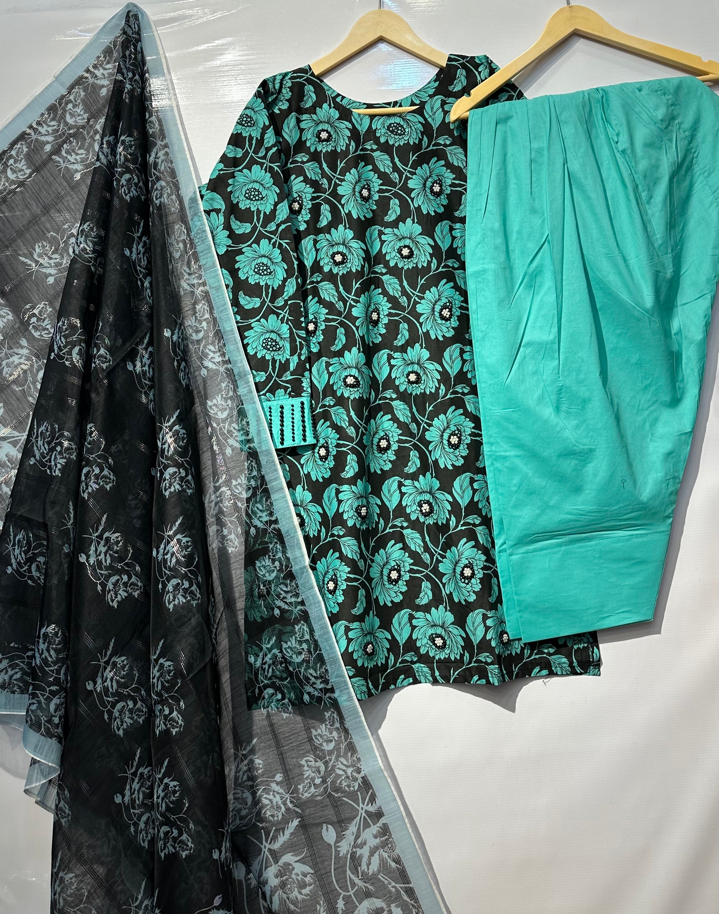 Farshi shalwar with printed cotton-Lawn shirt & dupatta👗