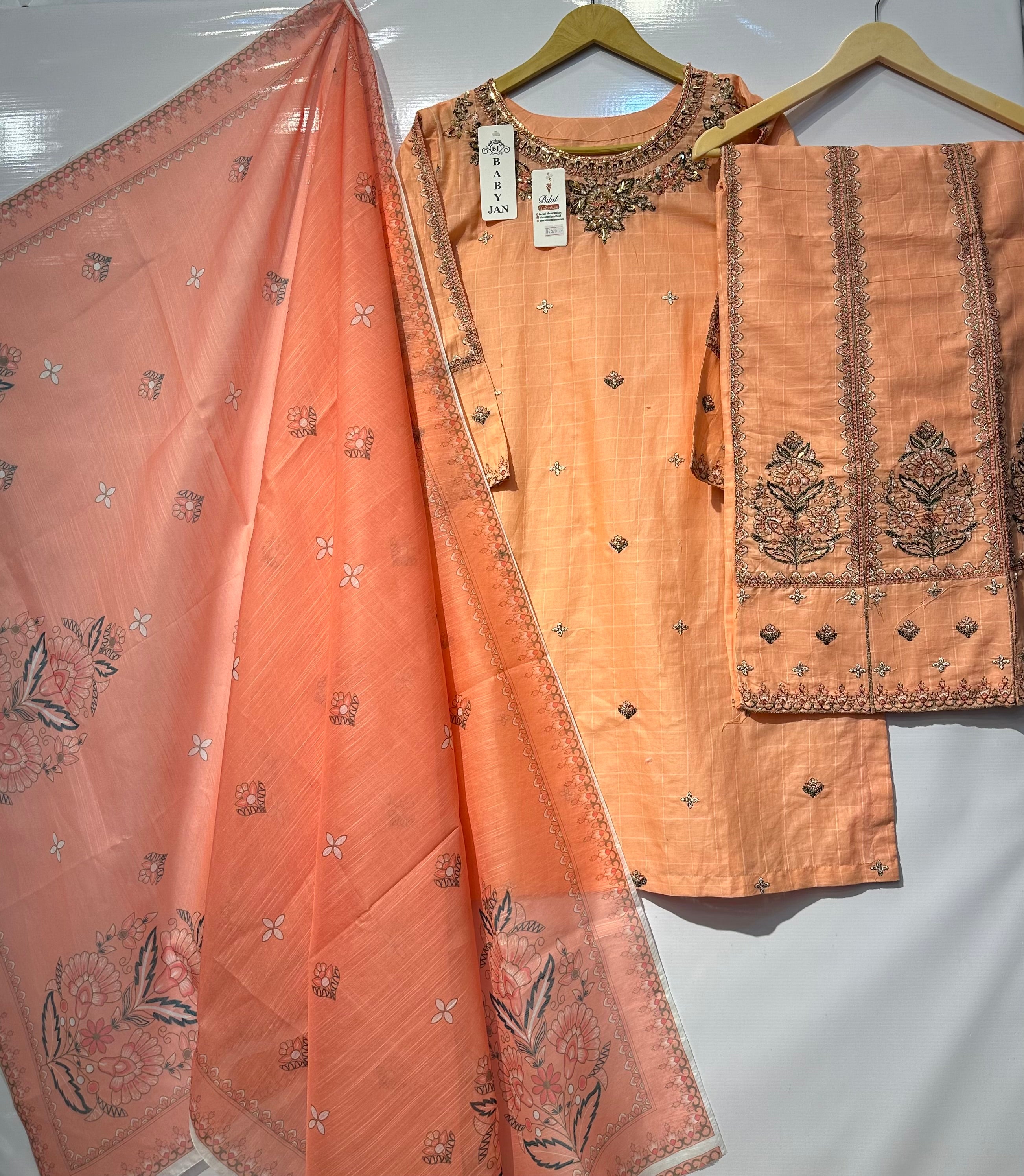 Embroider cotton-Lawn 3 pcs dress 👗