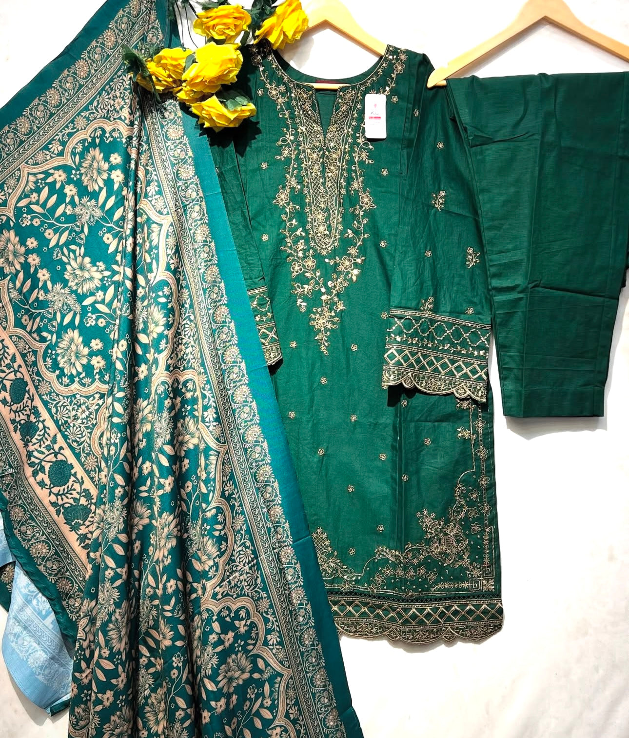 Luxury Soft Khadar embroidered 3 Pcs👗 - bilalcollectionstore
