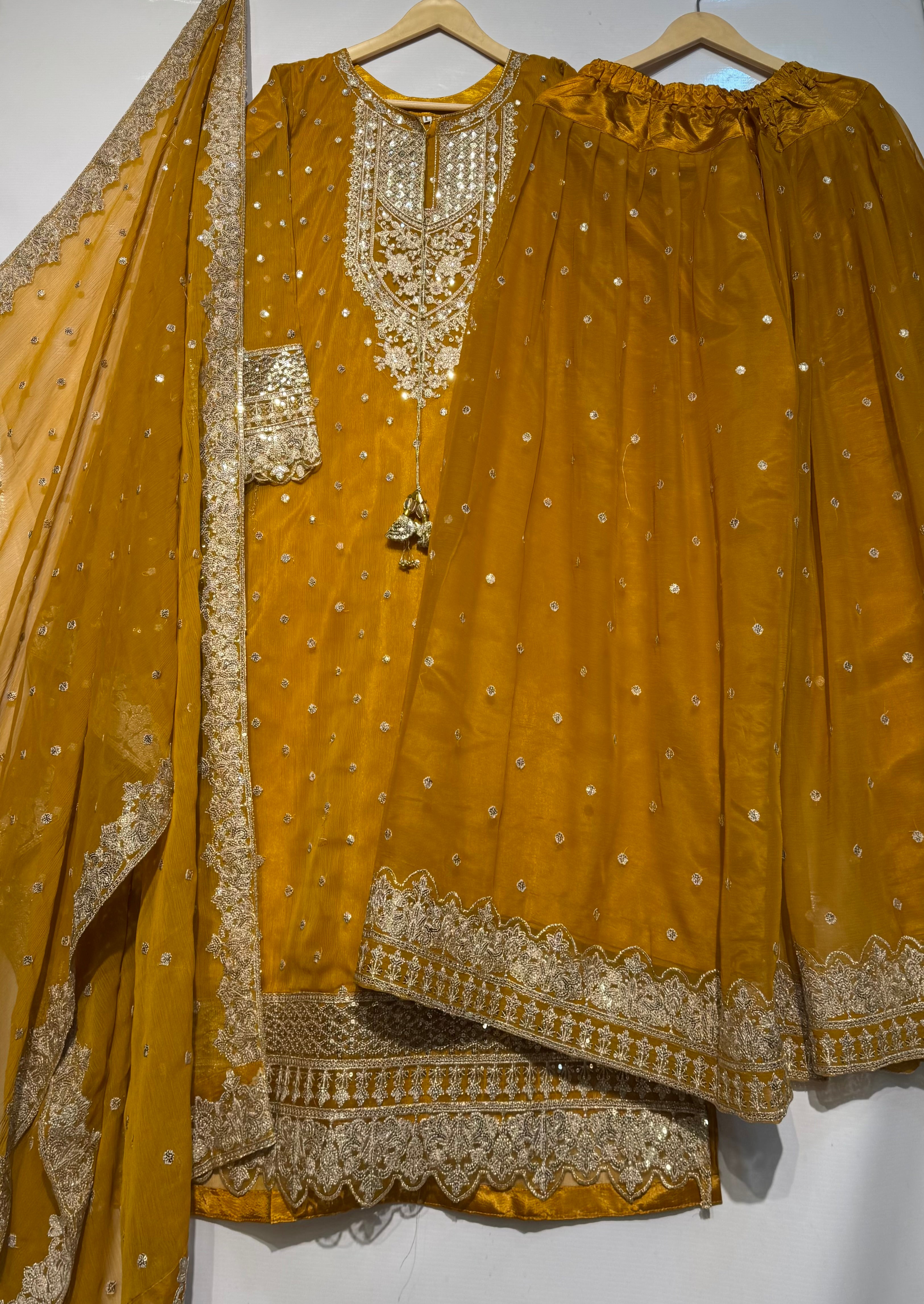 Heavy Fancy wedding essential ✨