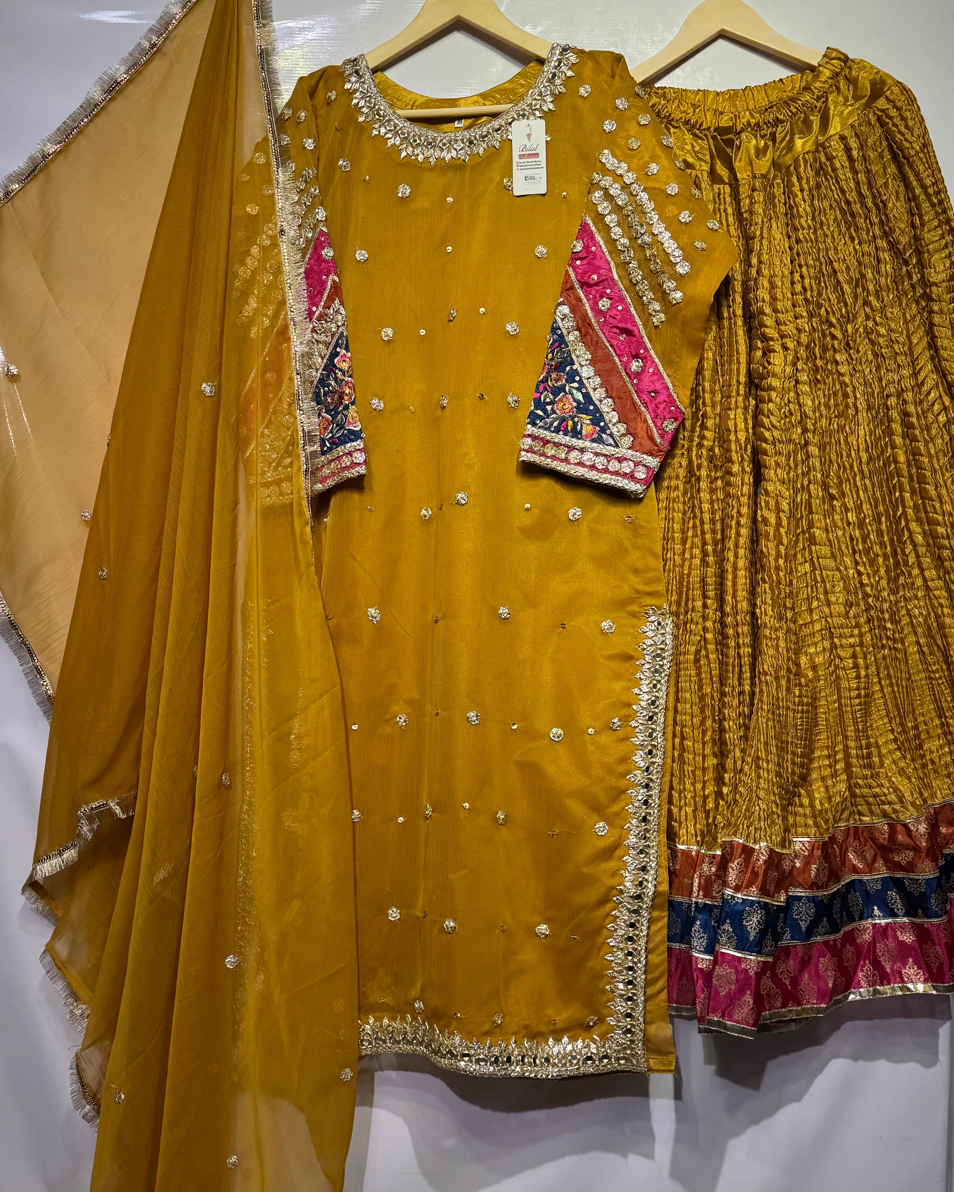 Handmade gotta work🧵with massive flaired crush gharara 3 pcs dress 👗